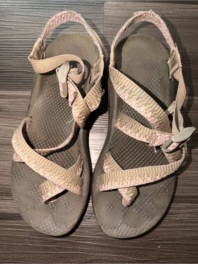 Women’s Chaco Z/Cloud 2 athletic hiking water sandals size 9